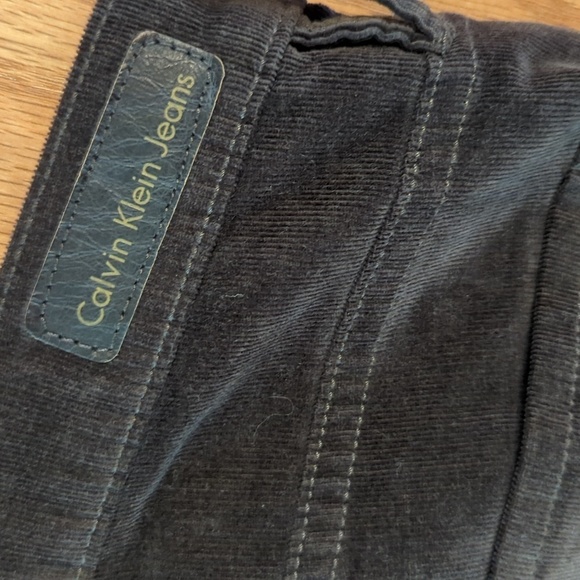 Calvin Klein women's straight-leg dark gray corduroy pants, size 12 - Picture 3 of 3
